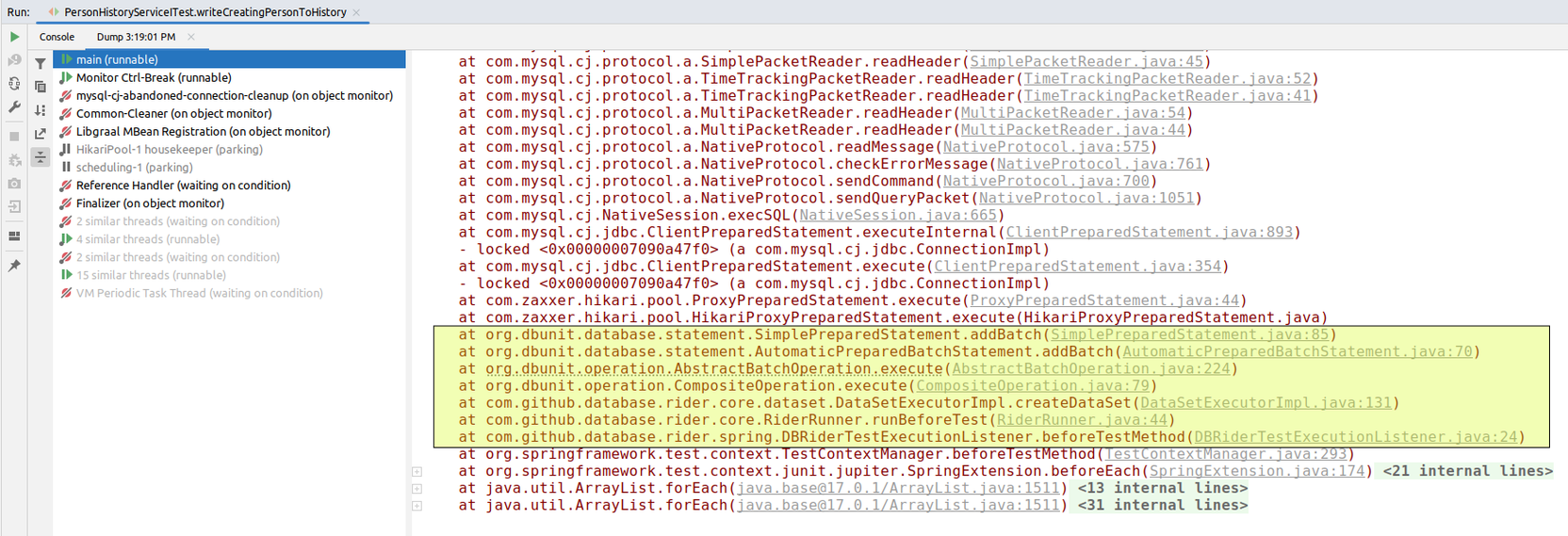 Thread dump taken during the test, with the DBUnit and Database Rider frames that load the initial data highlighted
